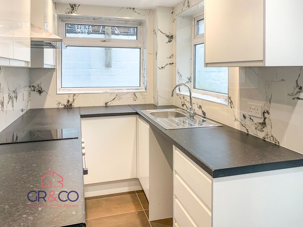 Property photo 1 of 23 Kitchen