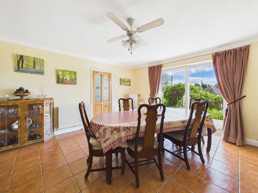 Property photo 3 of 23