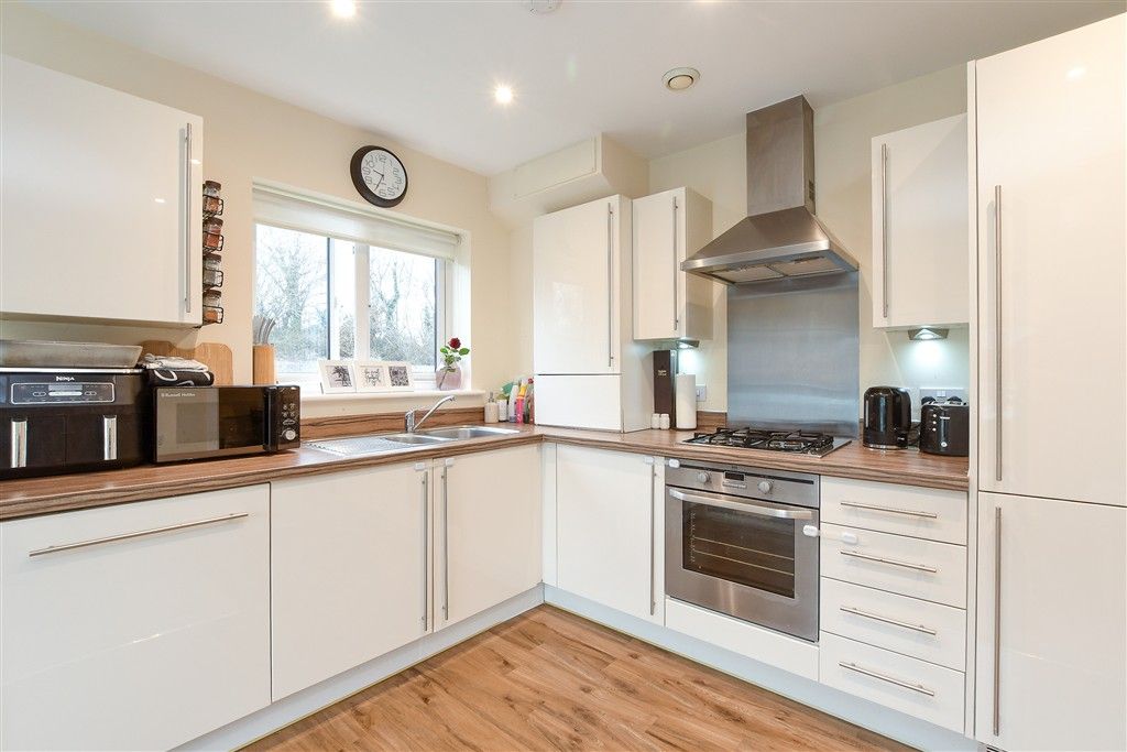 Property photo 2 of 9 Kitchen Lounge/Dining