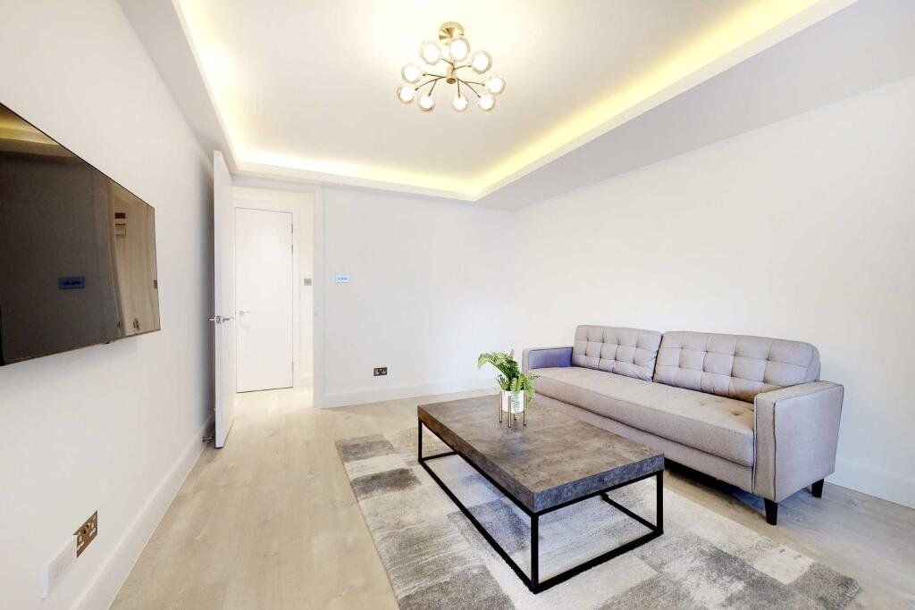 Property photo 3 of 10 Picture No. 11