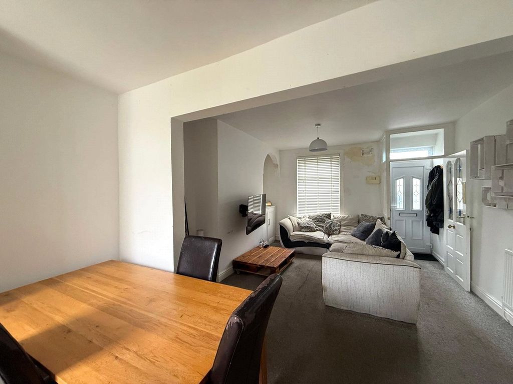 Property photo 3 of 7 Lounge/Diner