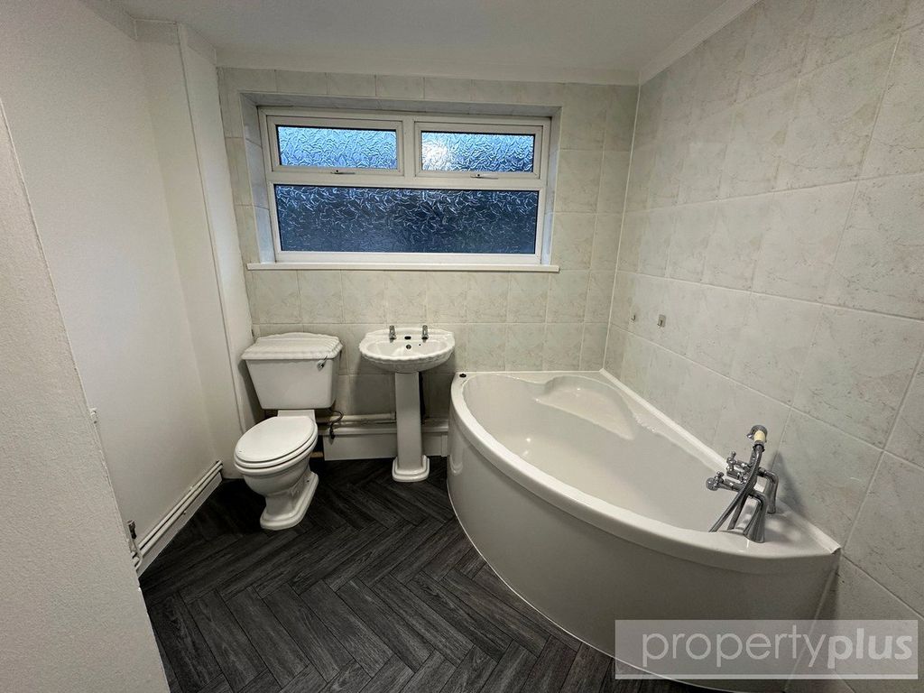 Property photo 3 of 9 Picture No. 04