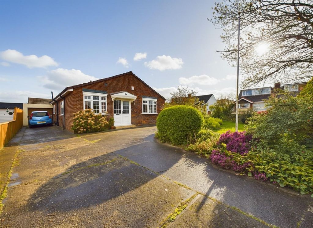 Property photo 1 of 12 Cam01415G0-Pr0280-Still010-001.Jpg