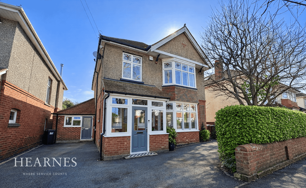 Property photo 1 of 31