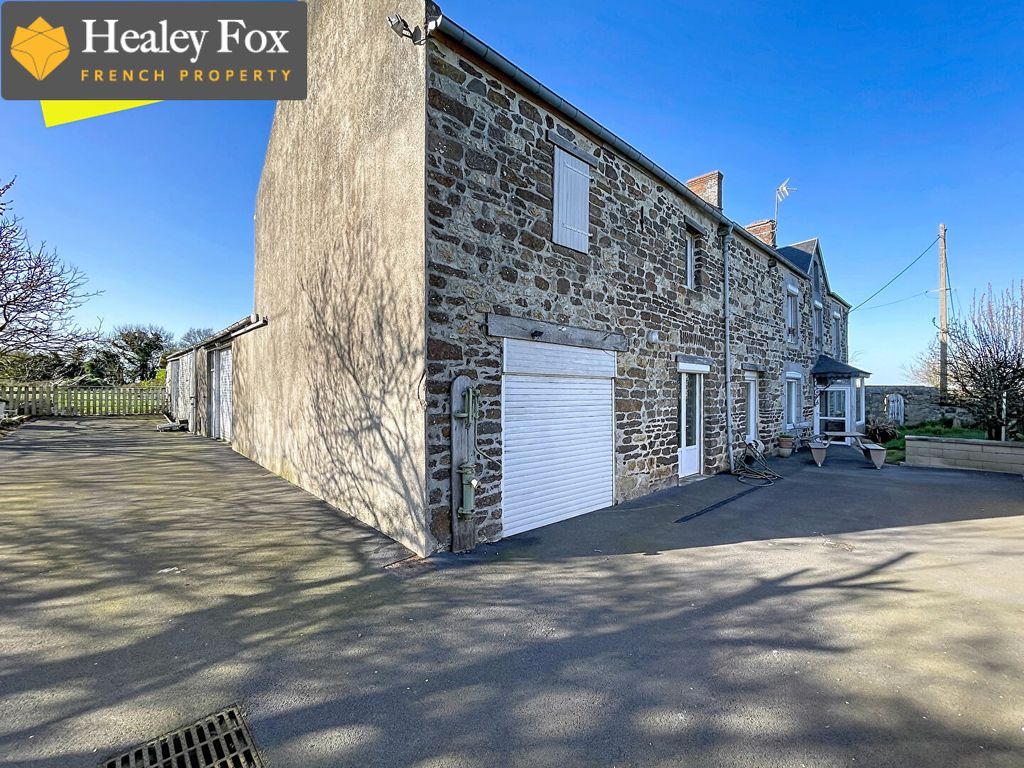 Property photo 1 of 18