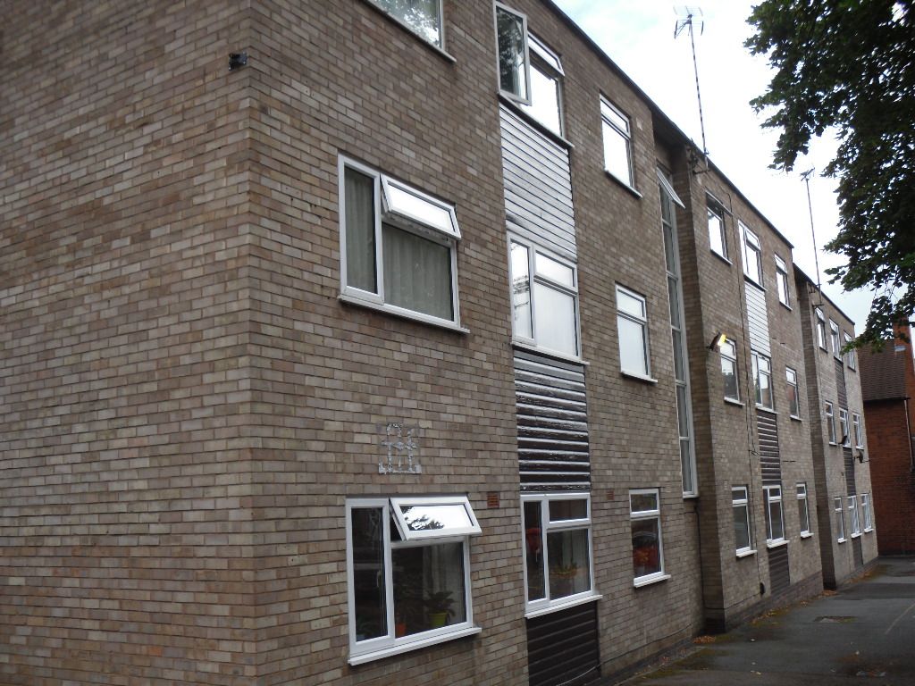 Property photo 2 of 12