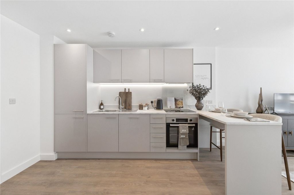 Property photo 2 of 12 Kitchen/Living/Diner