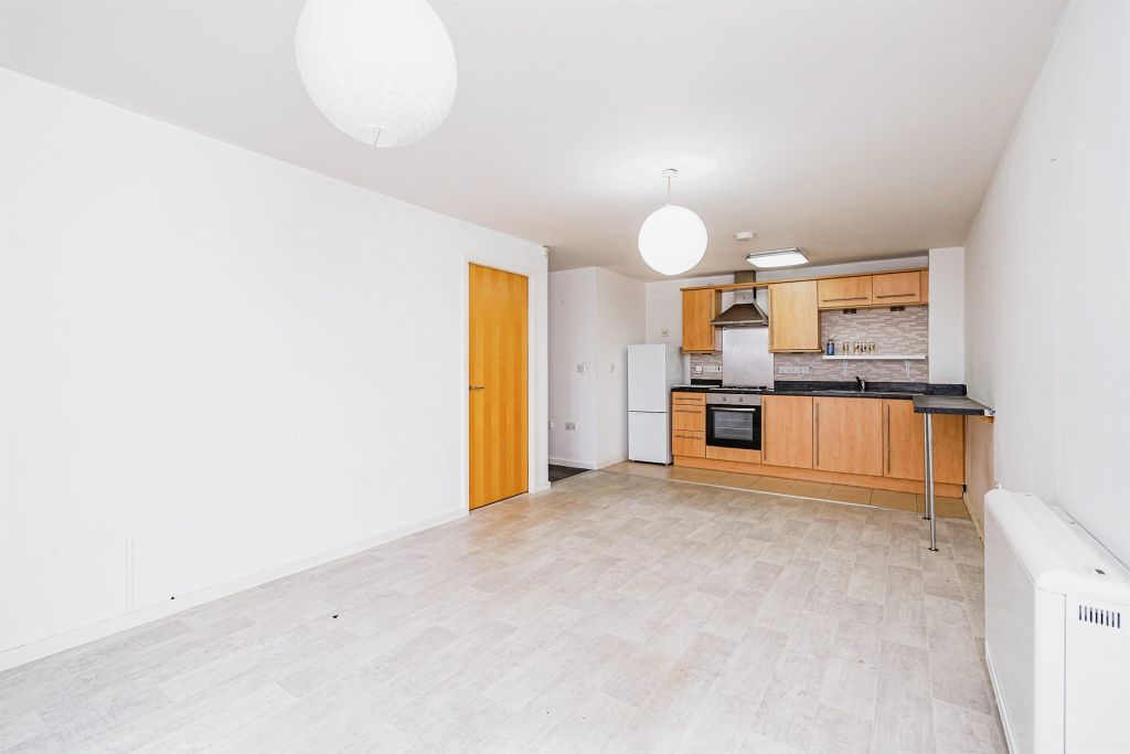 Property photo 2 of 10 Living Room