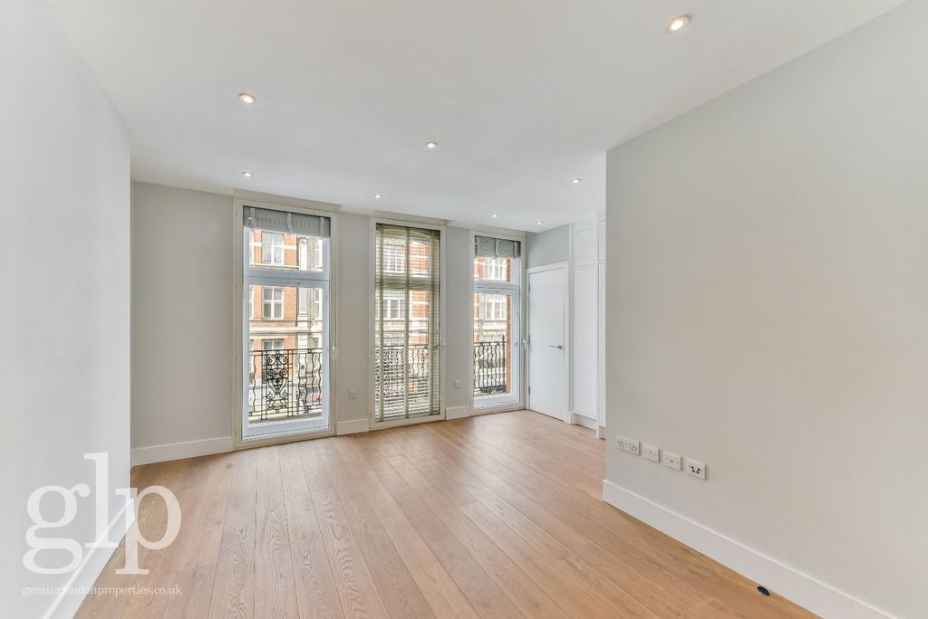 Property photo 2 of 18 2346274