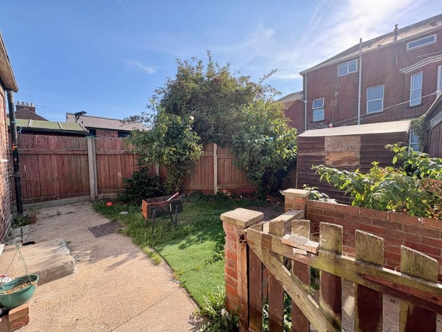 Property photo 2 of 22