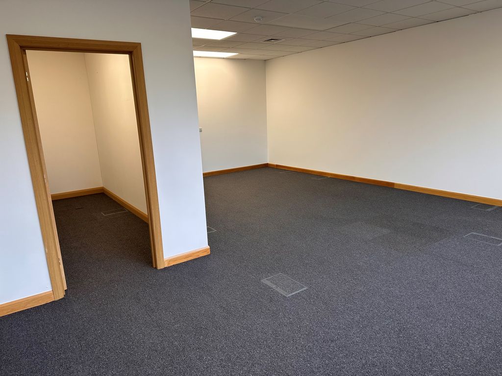 Property photo 2 of 3