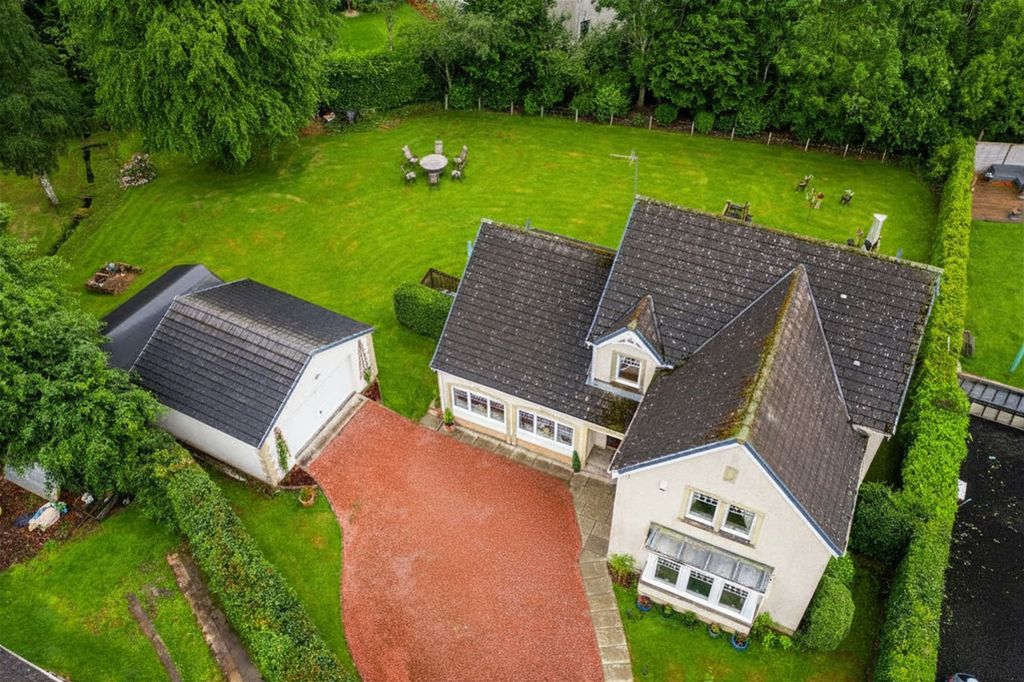 Property photo 1 of 29 Aerial