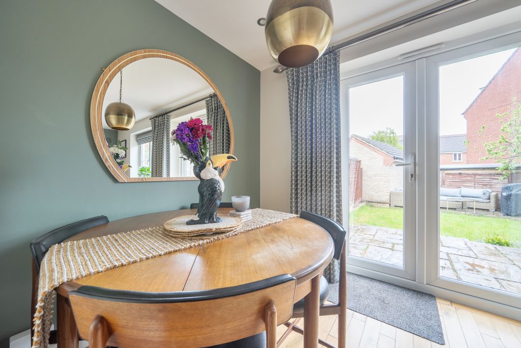 Property photo 3 of 13 1446561469Dfbf3d5500E