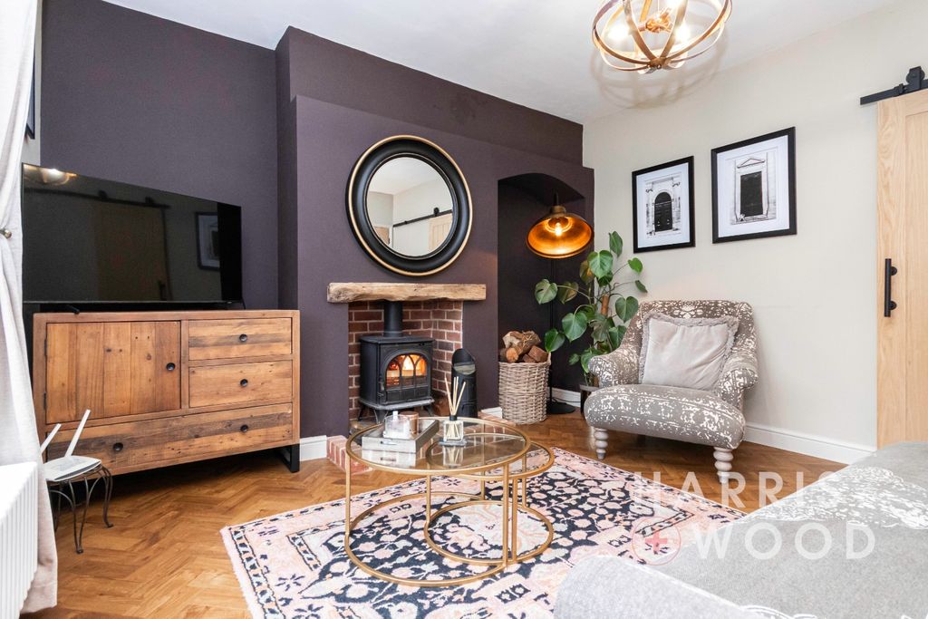 Property photo 3 of 31 4616174