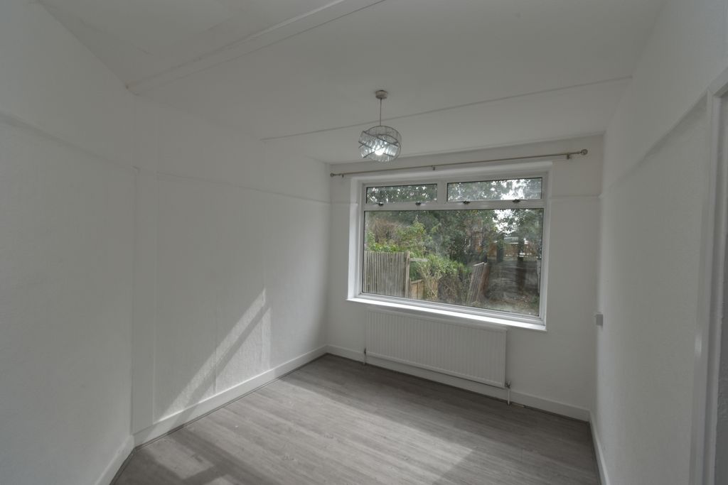 Property photo 2 of 9 Gallery