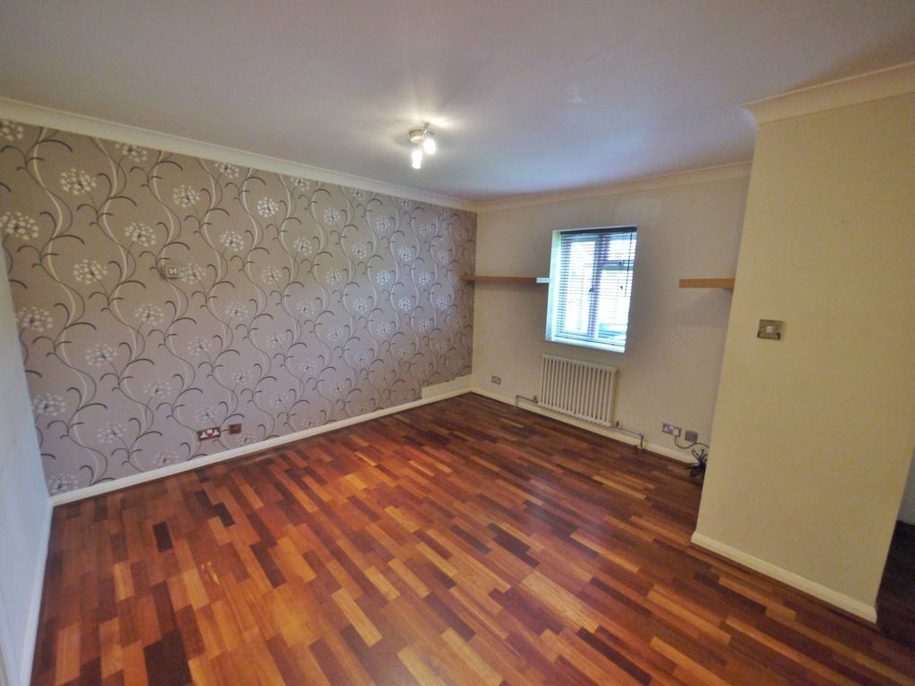 Property photo 2 of 6 Picture No. 02