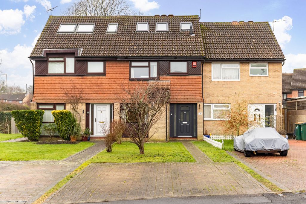 Property photo 1 of 25