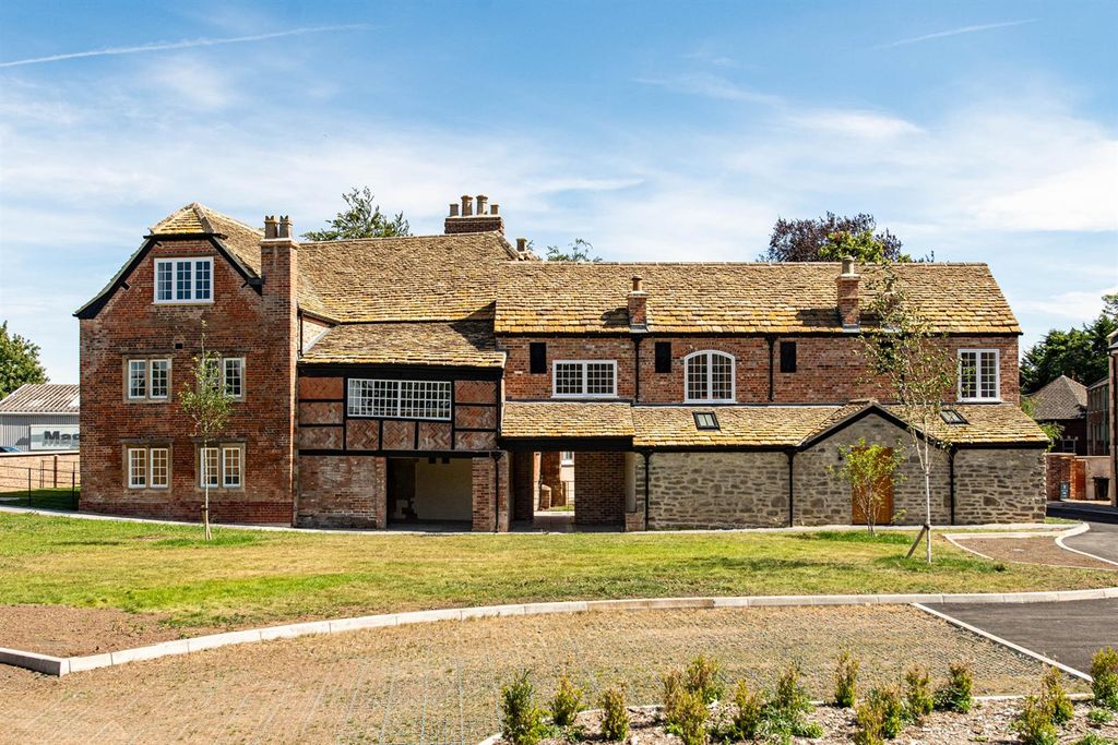 Property photo 1 of 32 Exterior_3.Jpg