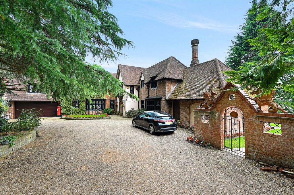 Property photo 2 of 19 External