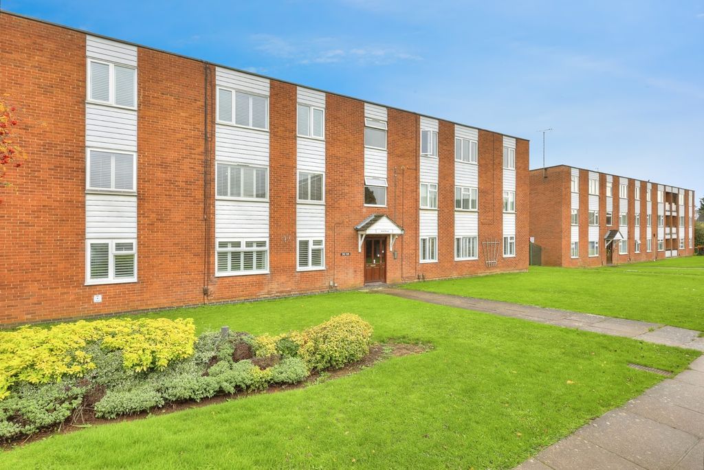 Property photo 1 of 17 Front