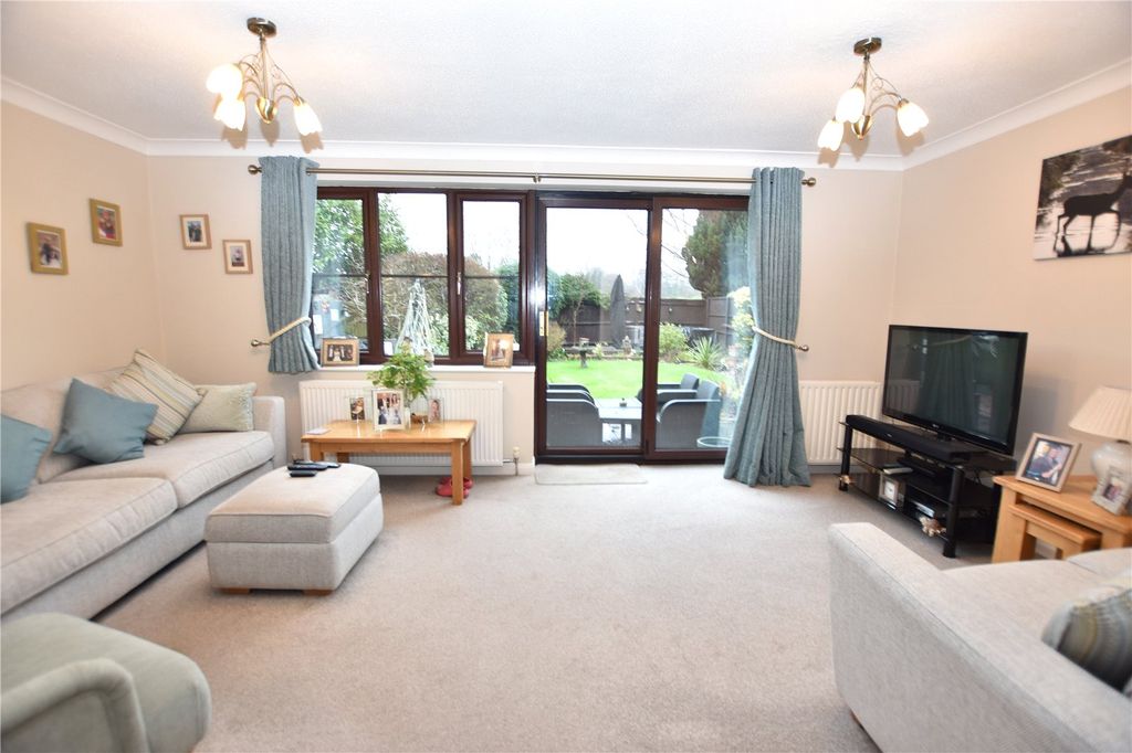 Property photo 3 of 12 Picture No. 04