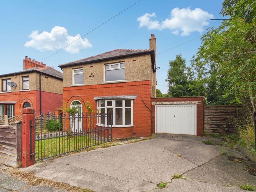 Property photo 1 of 16 Welcome To Bowerham Road!
