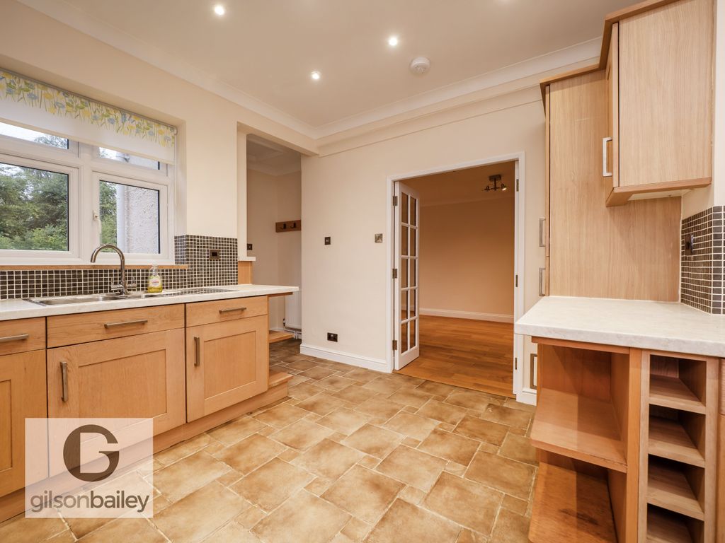 Property photo 3 of 20 33-11Boultonroad-50