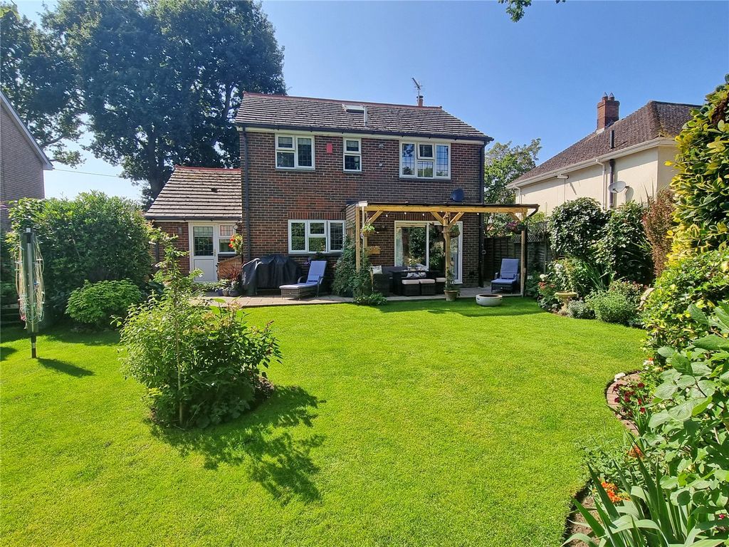 Property photo 2 of 20 Picture No. 21