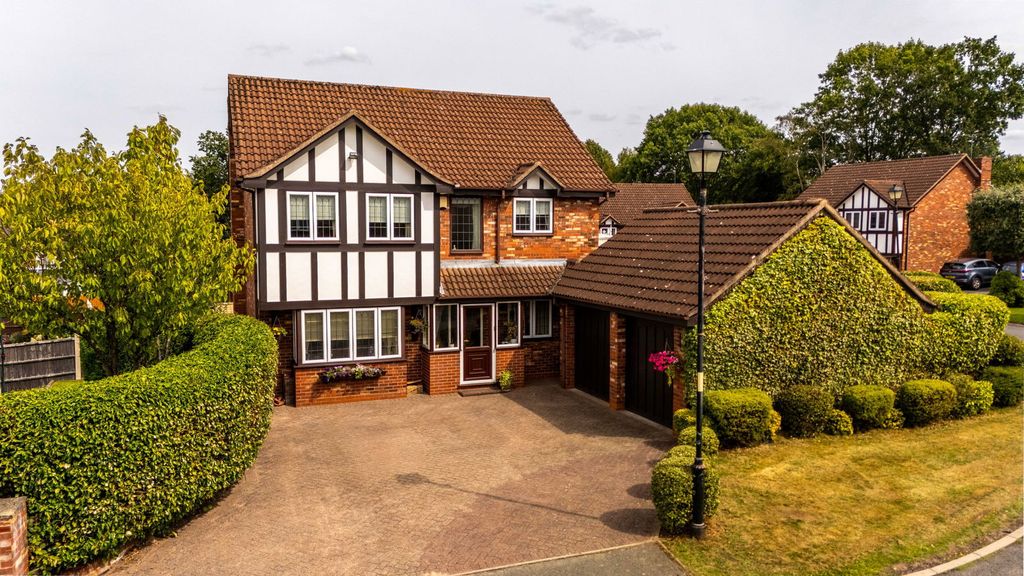 Property photo 1 of 35