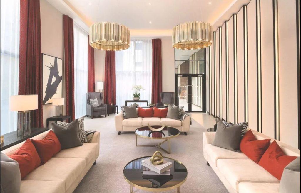 Property photo 1 of 17