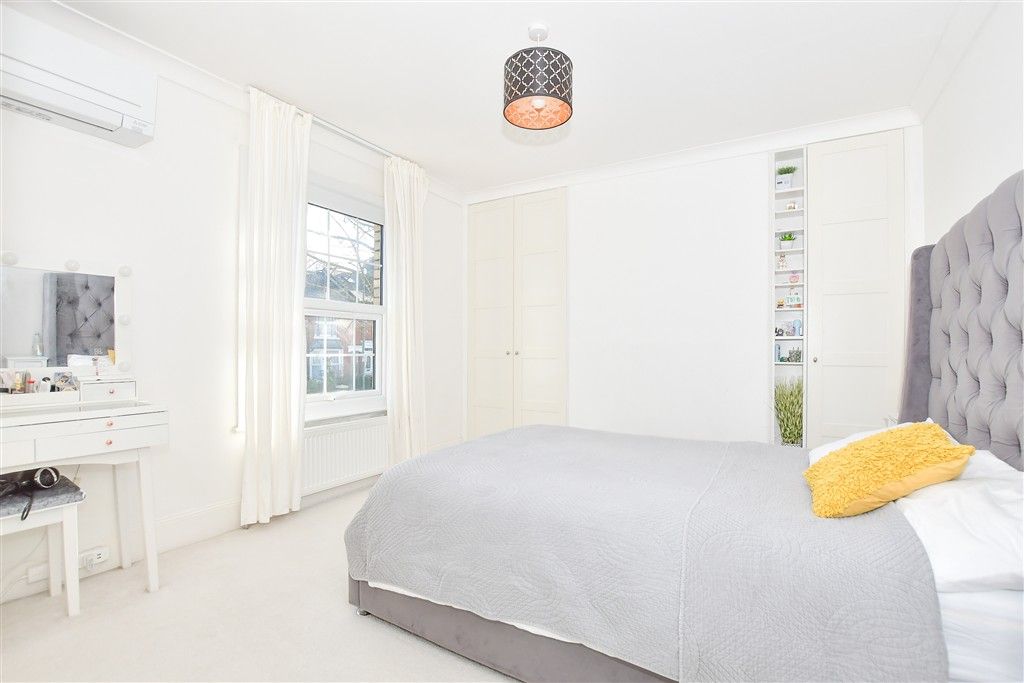 Property photo 3 of 14 Bedroom 1