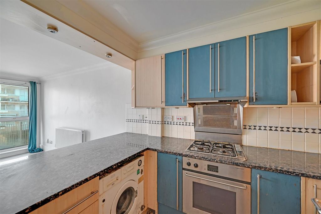 Property photo 3 of 9