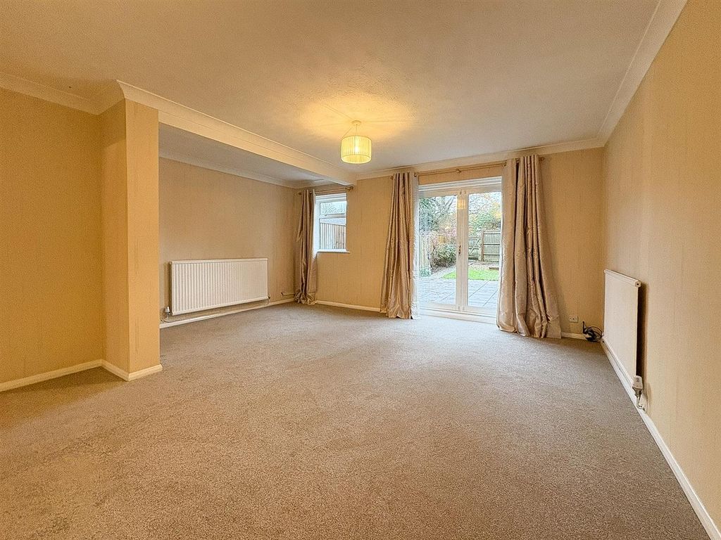 Property photo 3 of 12 Living Room.Jpg