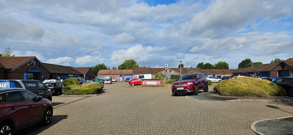 Property photo 3 of 4