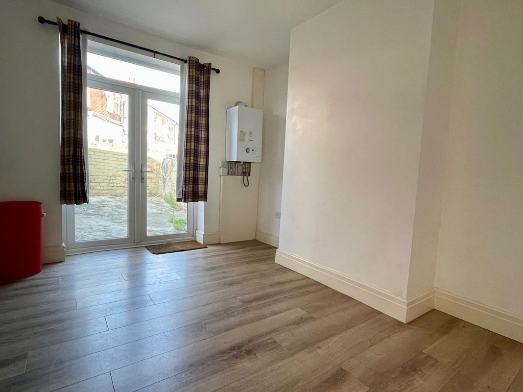 Property photo 3 of 9 E685Af33-F38F-4447-Bba1-F3E9721D7660.Jpeg