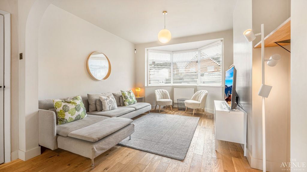 Property photo 1 of 20 4946572