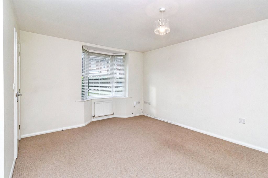 Property photo 3 of 18 Picture No. 39