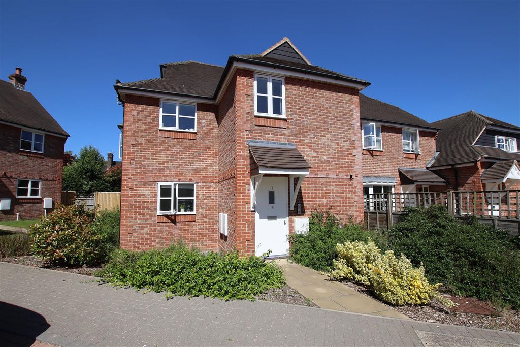 Property photo 1 of 10