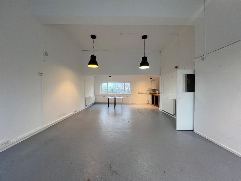 Property photo 3 of 10 4.Jpg