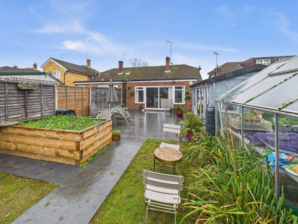 Property photo 2 of 12 Rear