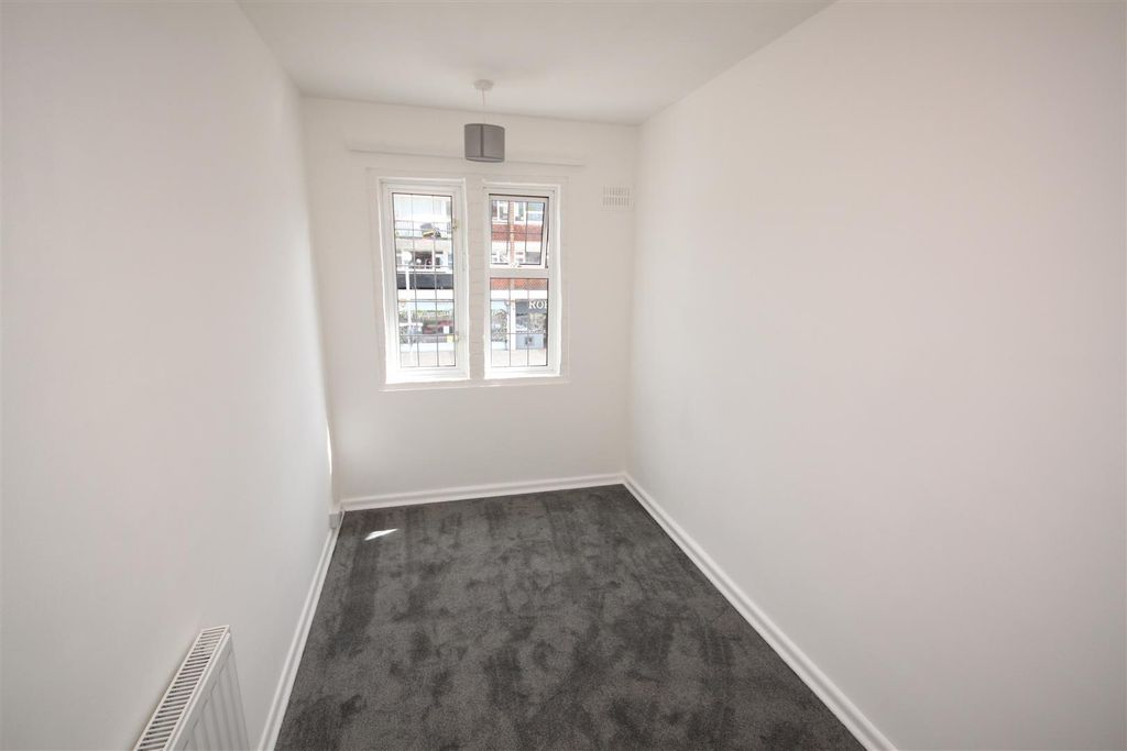 Property photo 1 of 7 Img_2733.Jpg