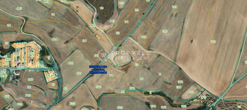 Property photo 1 of 3