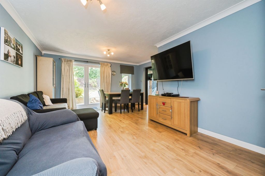 Property photo 3 of 18