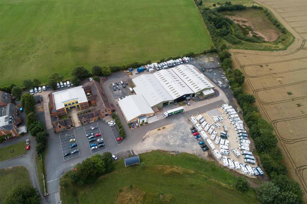 Property photo 3 of 28 Lauriston Business Park-23.Jpg