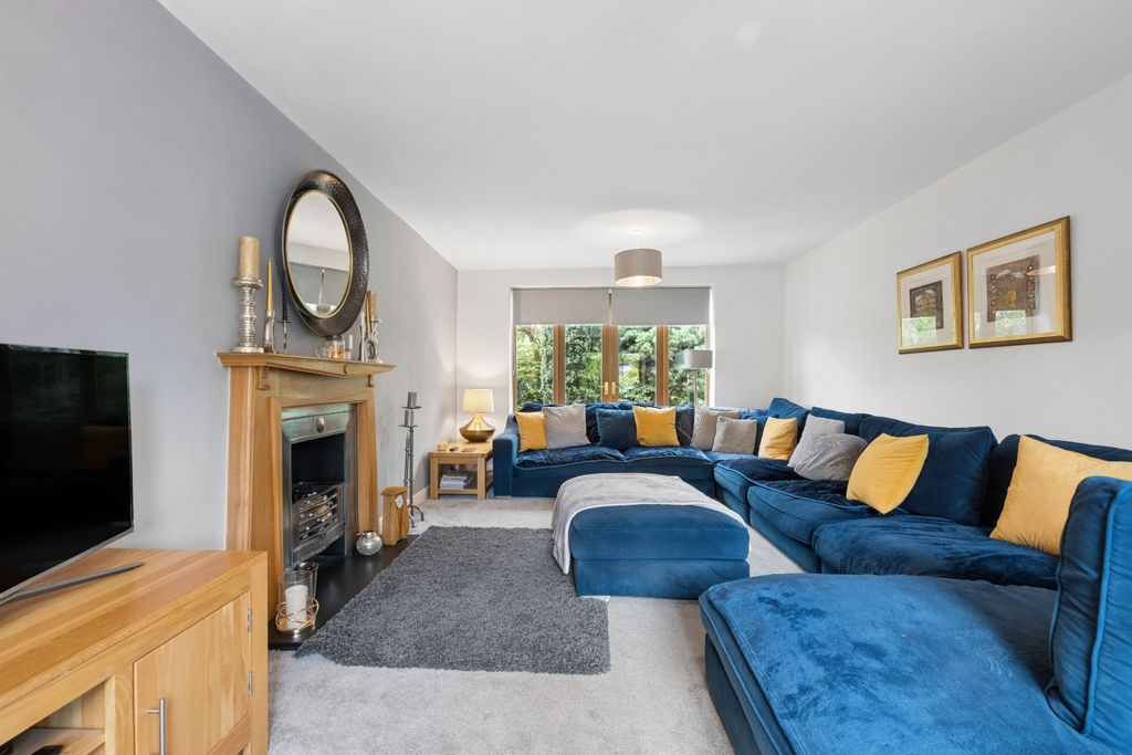 Property photo 3 of 25 5370866