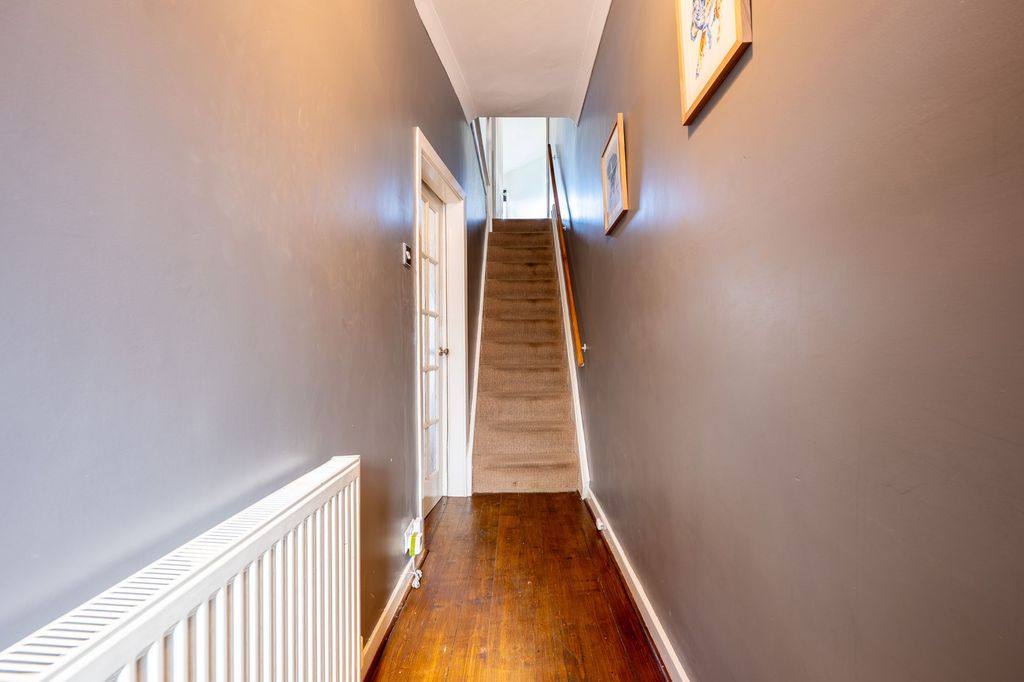 Property photo 3 of 24
