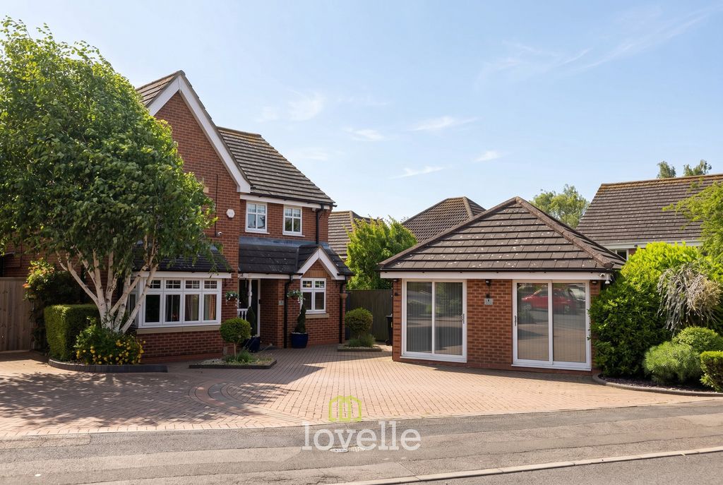 Property photo 1 of 38