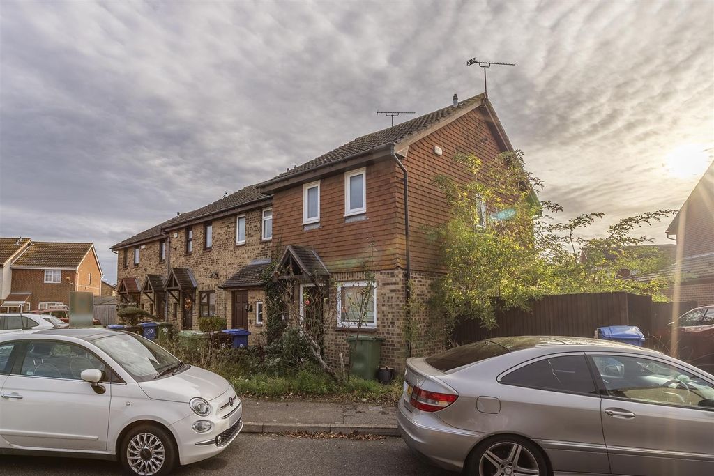 Property photo 1 of 16