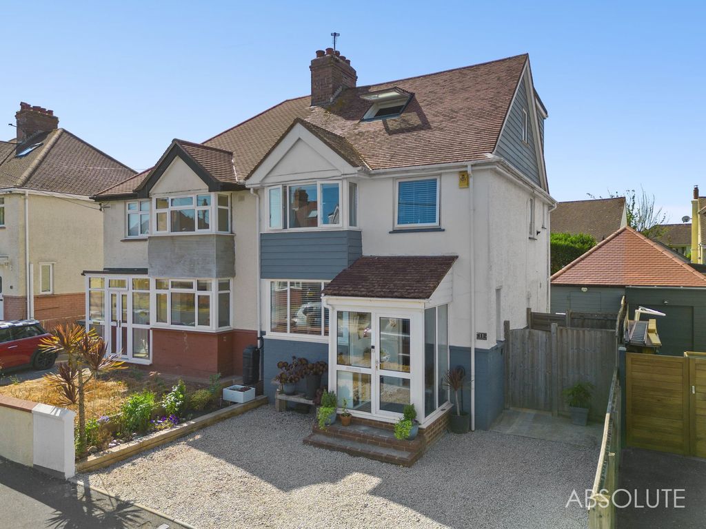 Property photo 1 of 31