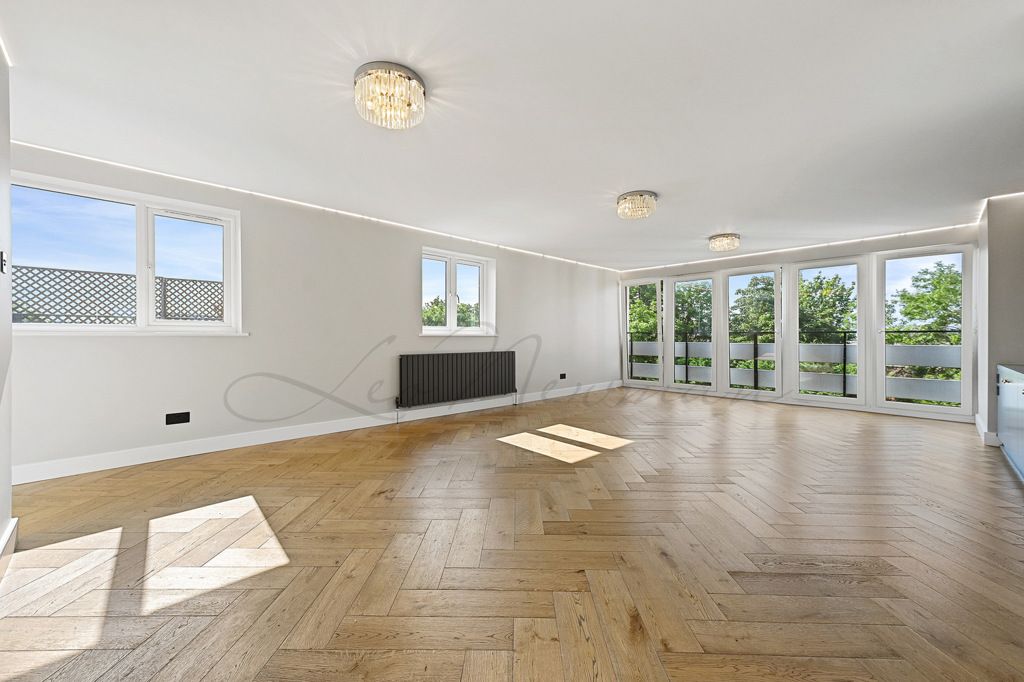Property photo 3 of 12 Jpg